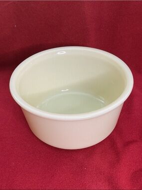 Vintage Custard Uranium Vaseline Glass Mixing Bowl
